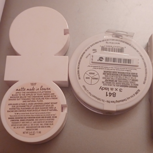 Hard Candy make up - Picture 3 of 5